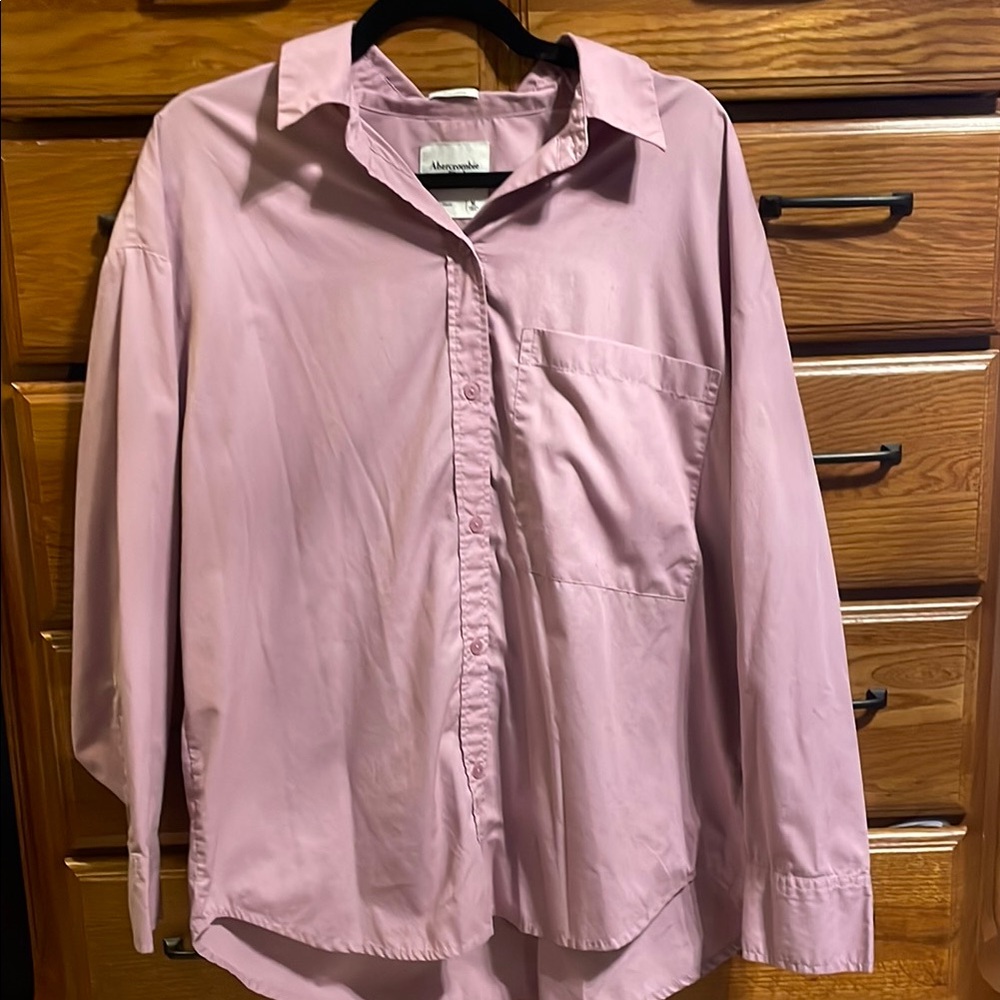 Abercrombie & Fitch Oversized Buttoned Shirt
